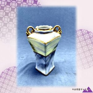 【金の鎖が四隅をつなぐ】オールドノリタケ ビーディング 風景文 角形花瓶 金彩