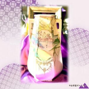 【金の薔薇が窓を吊る】オールドノリタケ 金盛 薔薇繋ぎと風景文 両耳花瓶