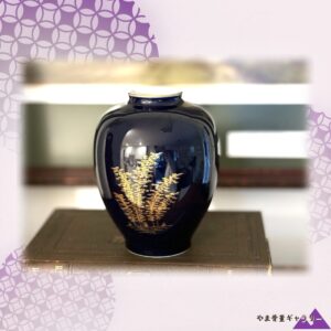 【瑠璃の闇に立つ金の竹】コバルト金彩 竹文 花瓶