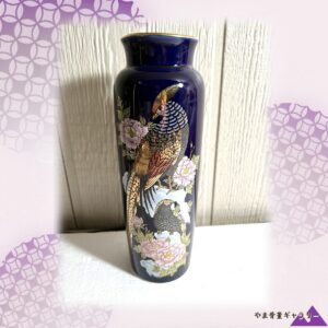 【夜の色に浮かぶ金の羽】コバルト金彩 雉に牡丹文 花瓶 名古屋