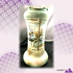 【玉虫色の地にたたずむ茅屋】オールドノリタケ ラスター彩 金盛 茅屋風景文 花瓶 輪花口