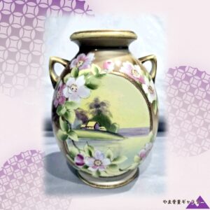 【白い花枝が湖景を抱く】オールドノリタケ 盛上 白花文 風景文 両耳花瓶 金彩