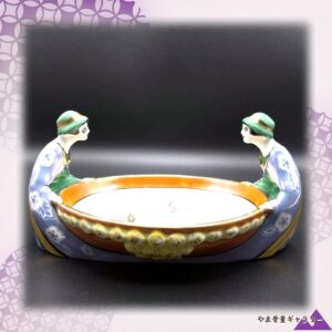 【二人の令嬢が舟を支える】オールドノリタケ デコレディ ラスター彩 飾鉢 金彩
