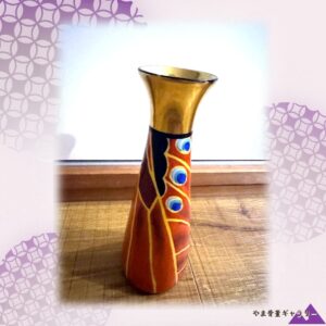 【金の口から広がる孔雀の羽】オールドノリタケ 孔雀羽根文 花瓶 金彩