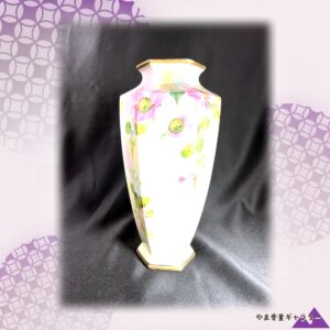 【六面にひらく淡い花野】オールドノリタケ 手描き 花文 六角花瓶 金彩