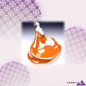 【飴色の裾がつくる三角】オールドノリタケ デコレディ ラスター彩 灰皿