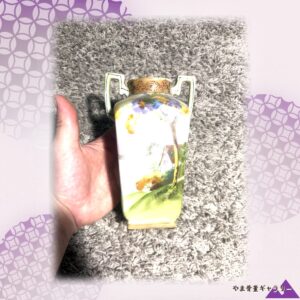 【小道の先に煙突が立つ】オールドノリタケ 手描き 風景文 両耳花瓶 金彩