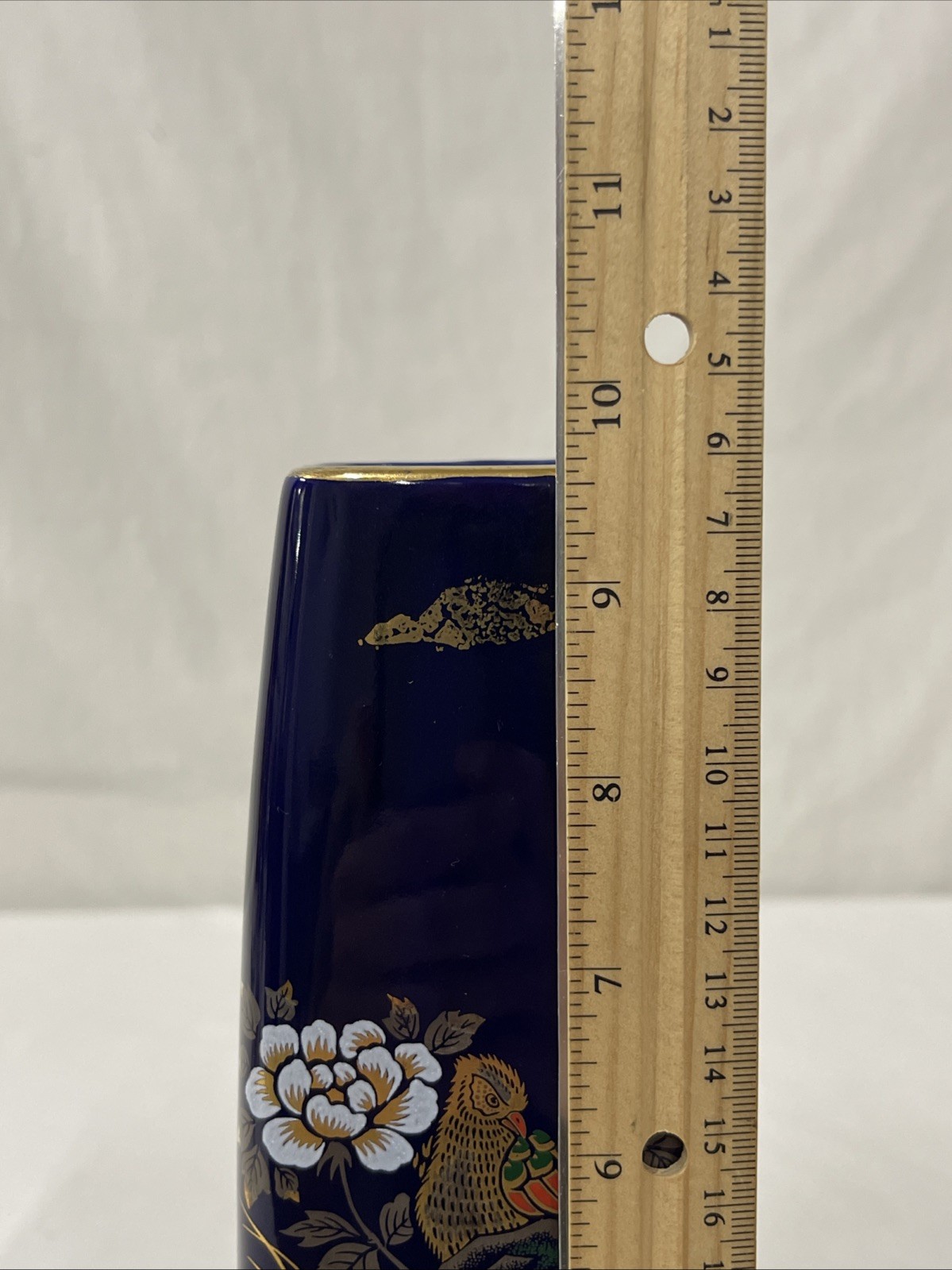 【藍の板に描かれた一幅の絵】コバルト金彩 花鳥文 扁壺形花瓶 - 画像 (3)