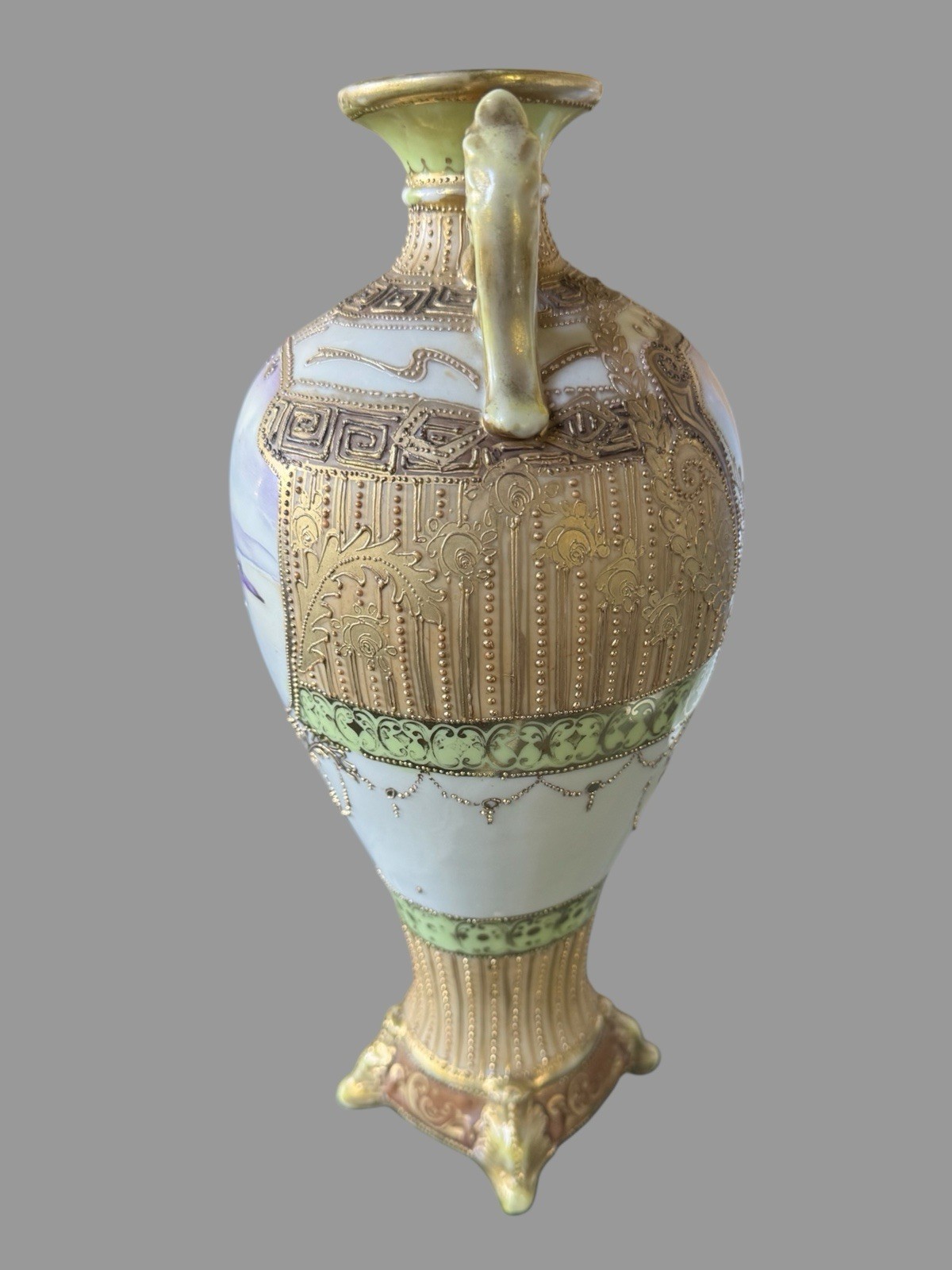 【霞の向こうに城がひとつ】オールドノリタケ ビーディング 城郭風景文 両耳飾壷 金彩 - 画像 (2)