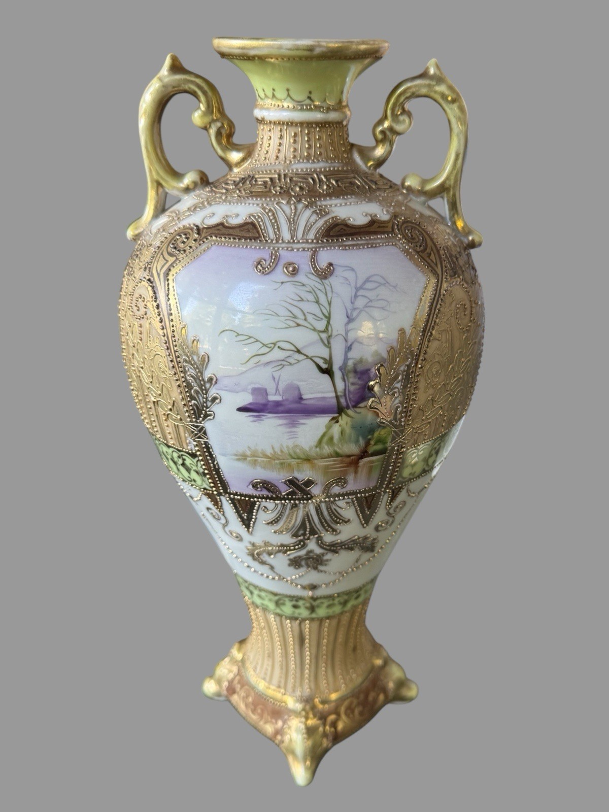 【霞の向こうに城がひとつ】オールドノリタケ ビーディング 城郭風景文 両耳飾壷 金彩 - 画像 (3)