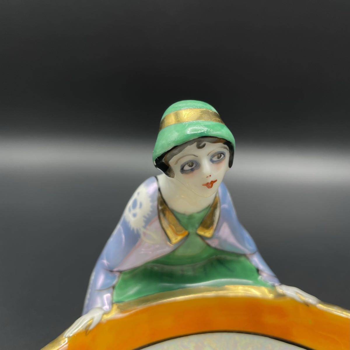 【二人の令嬢が舟を支える】オールドノリタケ デコレディ ラスター彩 飾鉢 金彩 - 画像 (3)