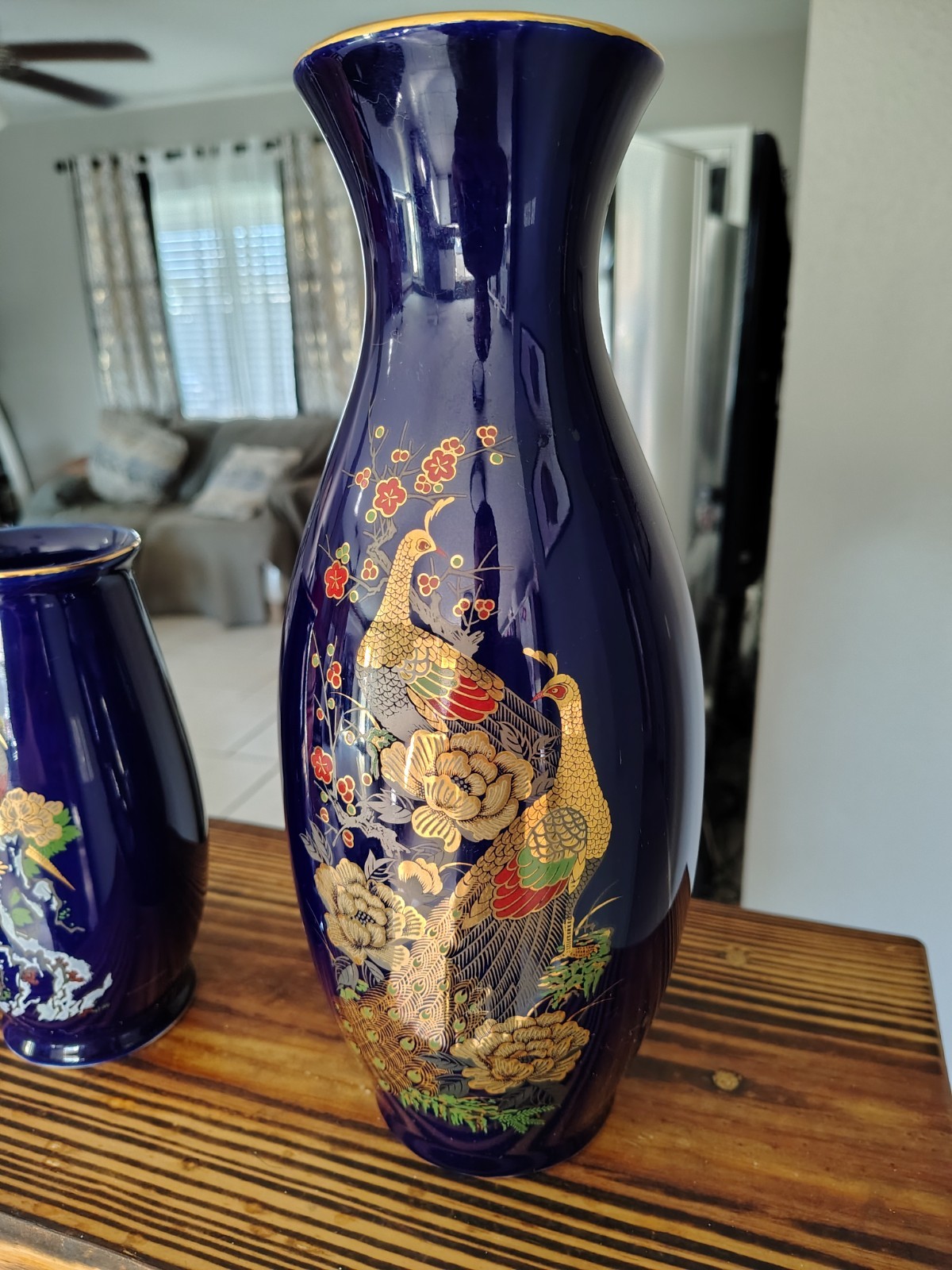 【瑠璃地を渡る金の鳥】九谷 コバルト金彩 花鳥文 花瓶 一対 - 画像 (2)