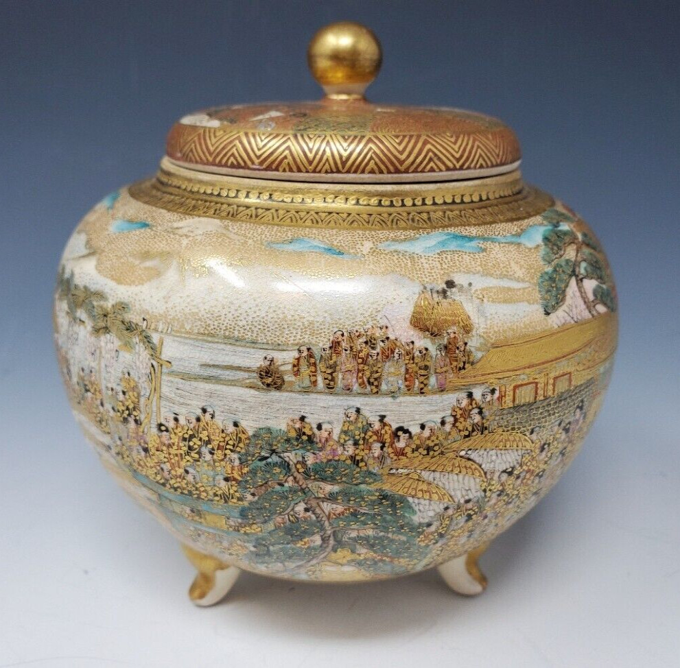 【人の波が器をめぐる】薩摩焼 龍山 色絵 群像文 三足香炉 金彩 - 画像 (3)