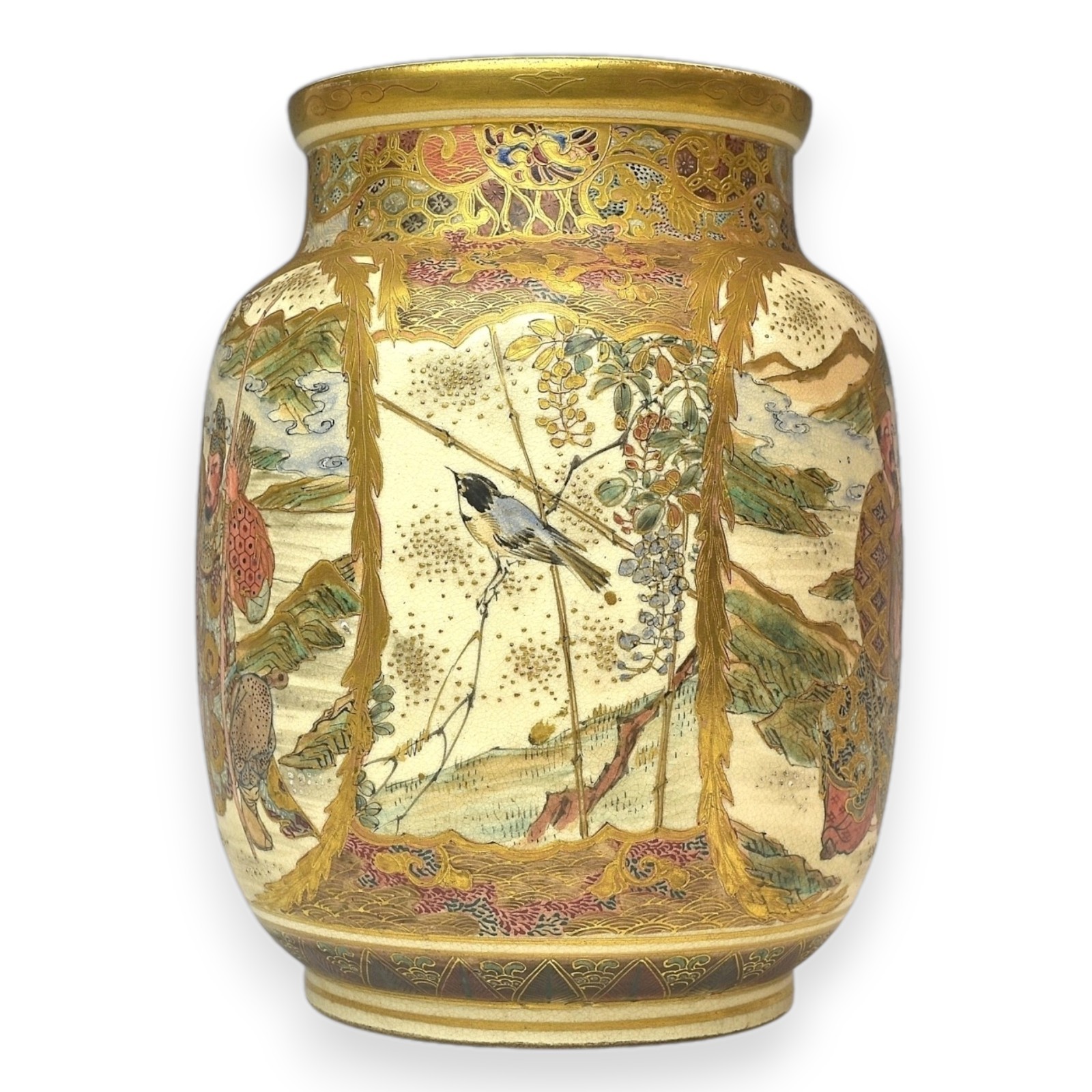 【金襴の袖が絵巻をひらく】薩摩焼 細密金彩 人物文 花瓶 金襴手 - 画像 (2)