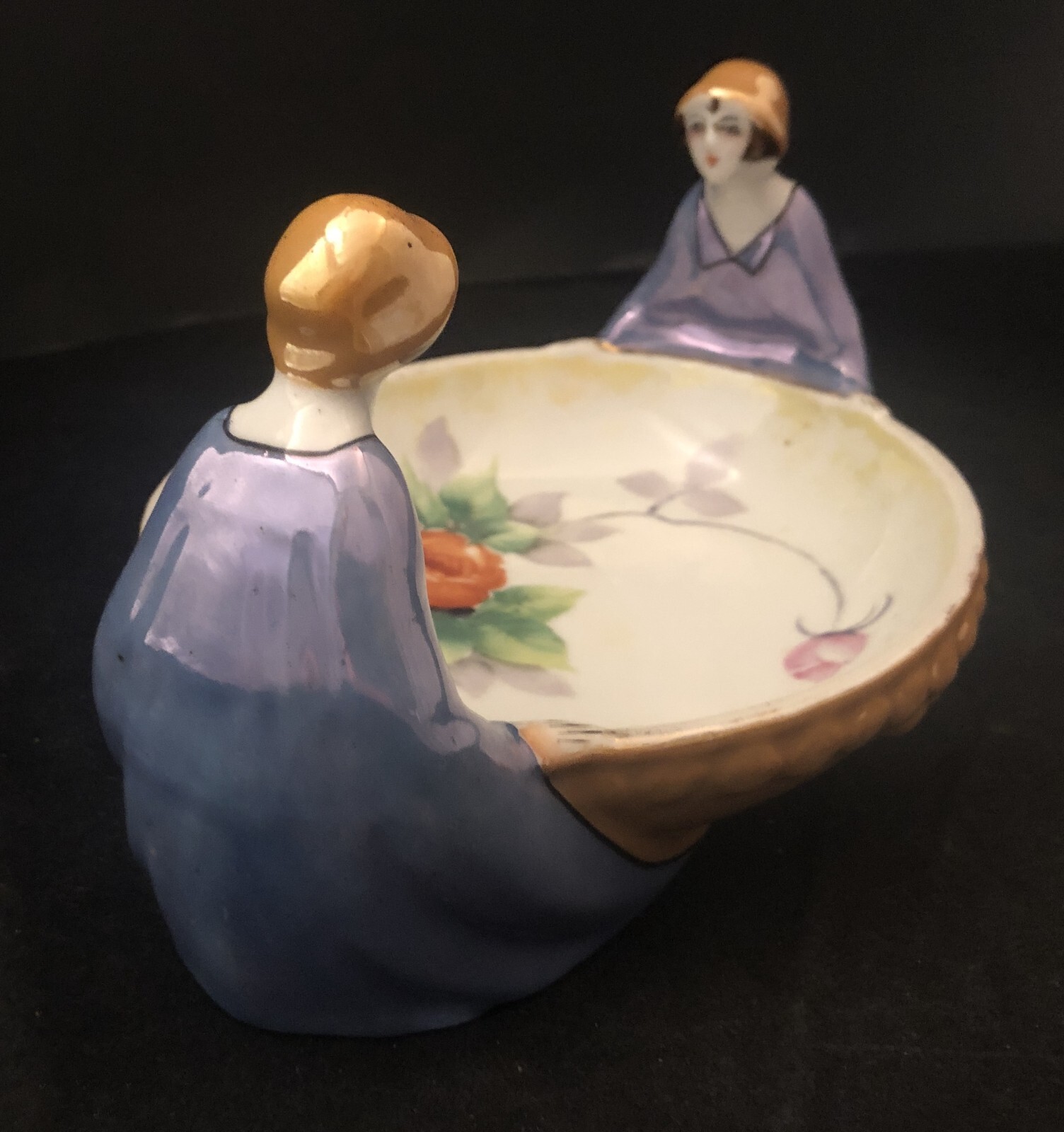 【ふたりの娘が捧げる花の器】オールドノリタケ デコレディ ラスター彩 花文 飾鉢 - 画像 (2)