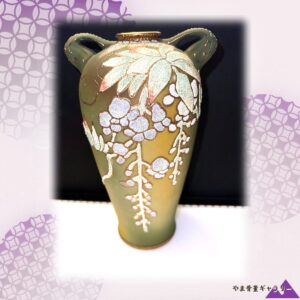 【ビーズの藤が光をこぼす】オールドノリタケ コラレン 藤花文 両耳花瓶 金彩