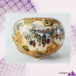 【掌に開く花見の一日】薩摩焼 色絵金彩 人物文 三足香炉