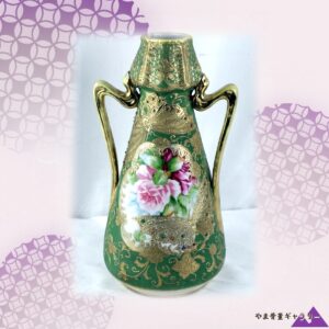 【金の蝶が緑地に降りる】オールドノリタケ 金盛 ジュエル装飾 蝶文 両耳花瓶