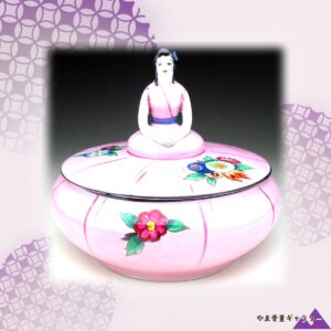 【桃色の裾に隠れる小箱】オールドノリタケ デコレディ 花文 蓋物