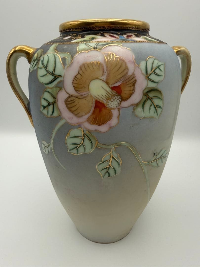 【椿が青い霧から咲き出る】オールドノリタケ 盛上 花文 双耳花瓶 金彩 - 画像 (3)