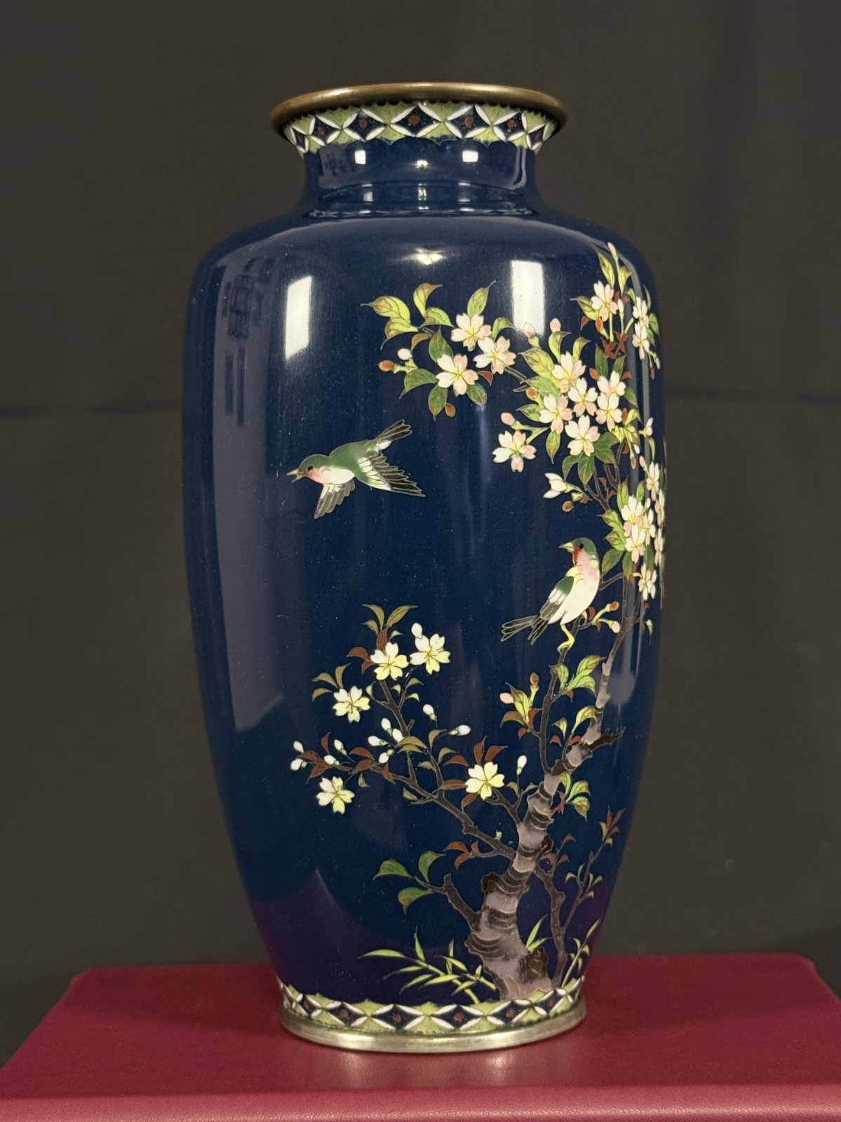 【紺の夜に桜がほころぶ】七宝 花鳥文 花瓶 有線 - 画像 (2)