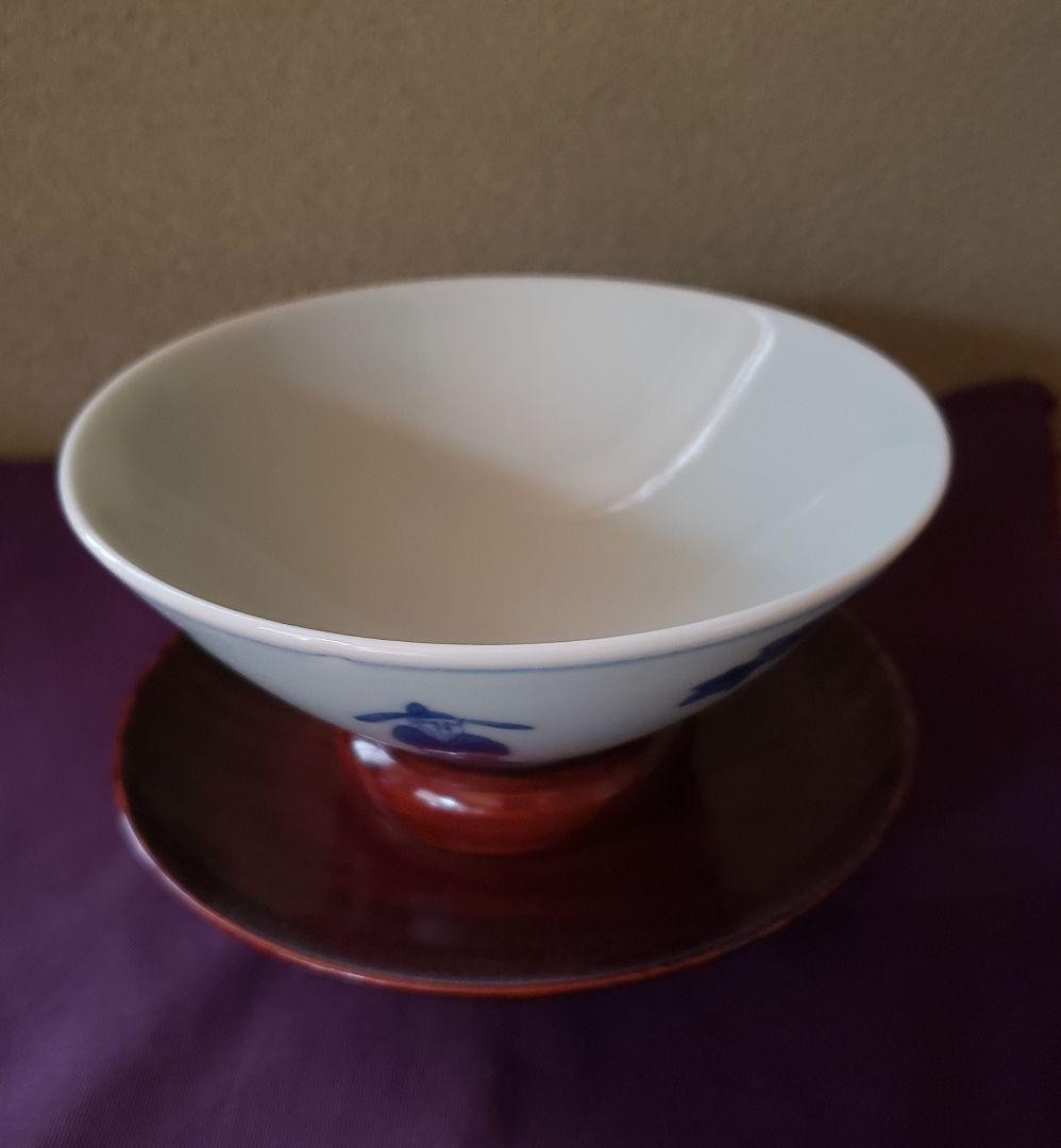 【藍の濃淡が茶を澄ませる】染付 唐人文 平茶碗 - 画像 (3)