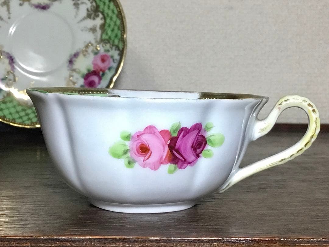 【若草の格子に薔薇がこぼれる】オールドノリタケ 薔薇文 キャビネットトリオ 金彩 - 画像 (3)