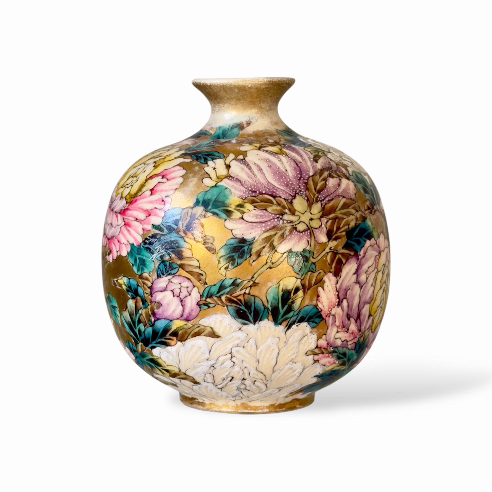 【牡丹が球いっぱいにほどける】薩摩焼 盛上 牡丹文 花瓶 金彩 - 画像 (3)